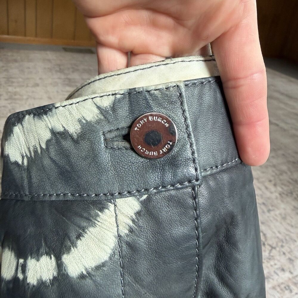 Tory Burch Shorts Size 12 Leather Tie Dye Justine Grey White Lined Women - Picture 10 of 16